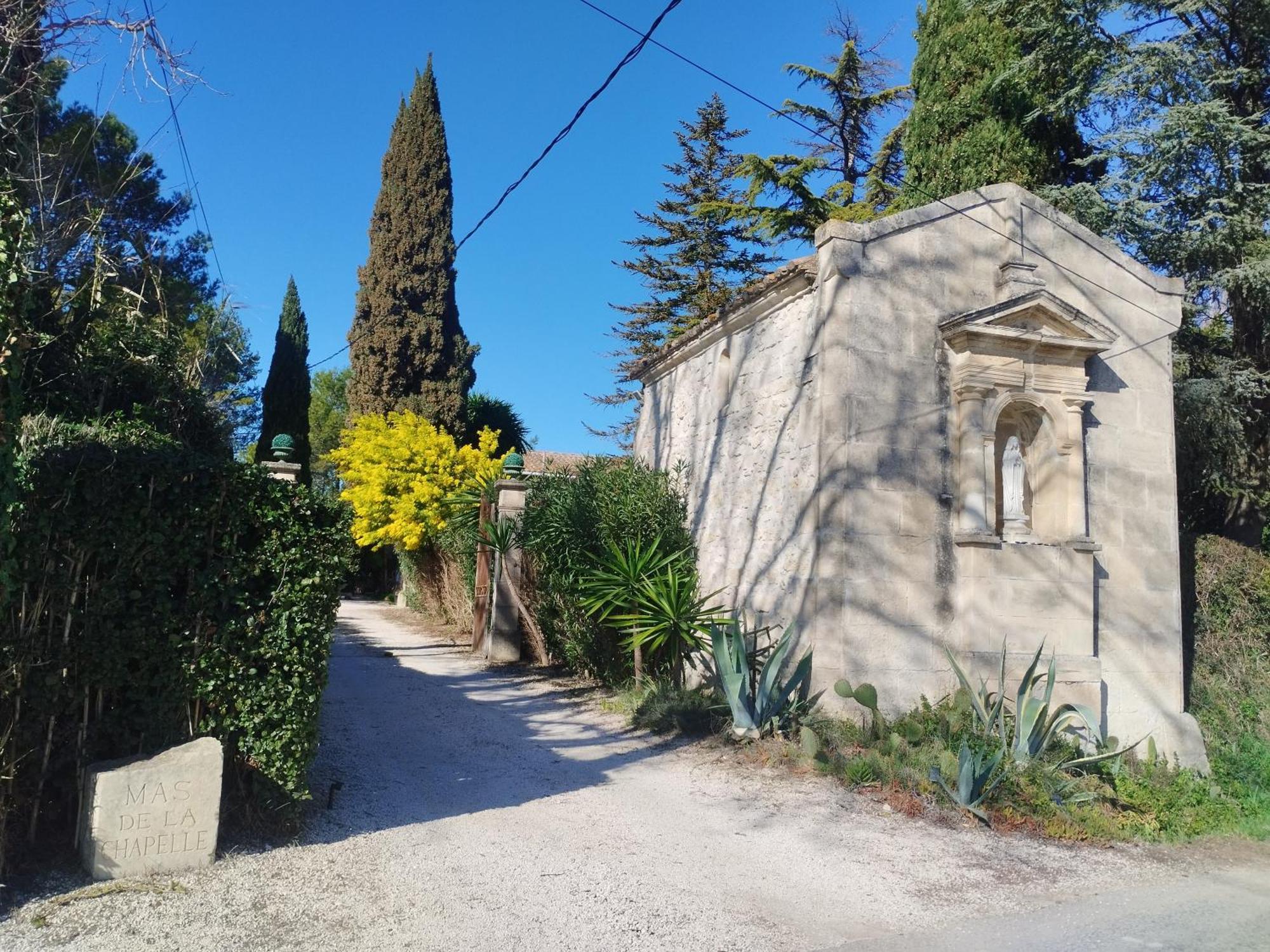 Mas De La Chapelle Sainte-Elisabeth Villa Tarascon Exterior photo