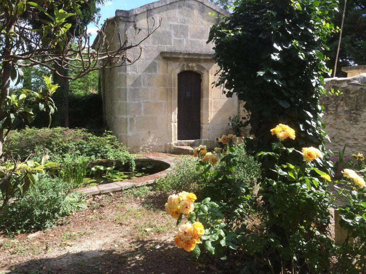 Mas De La Chapelle Sainte-Elisabeth Villa Tarascon Exterior photo